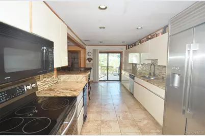 29 Ivy Hill Drive, Smithtown, NY 11787 - Photo 8