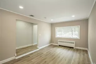 83 Knickerbocker Rd, Plainview, NY 11803 - Photo 6