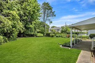 83 Knickerbocker Rd, Plainview, NY 11803 - Photo 22