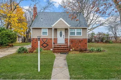 1316 6th Street, West Babylon, NY 11704 - Photo 2