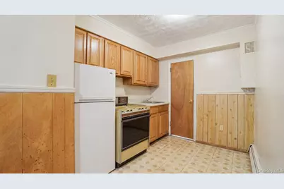 2436 Seymour Avenue, Bronx, NY 10469 - Photo 40