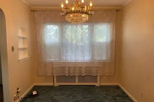 89-10 221st Pl, Queens Village, NY 11427 - Photo 18
