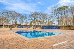 179 Ventry Ct, Ridge, NY 11961 - Photo 36