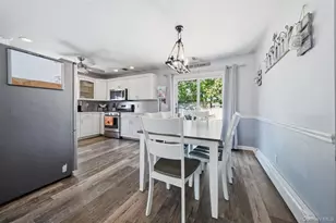 422 Park Ln, Massapequa Park, NY 11762 - Photo 10