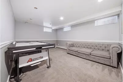 422 Park Lane, Massapequa Park, NY 11762 - Photo 18
