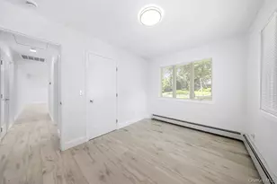 18 Easterly Rd, Hampton Bays, NY 11946 - Photo 32