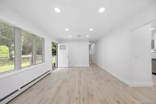 18 Easterly Rd, Hampton Bays, NY 11946 - Photo 6