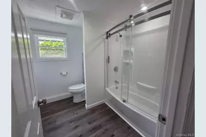 309-15 Fanning Boulevard, Riverhead, NY 11901 - Photo 16