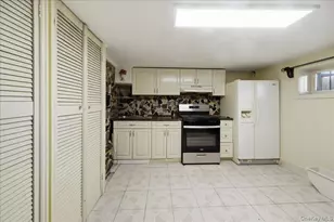 672 Drew St, Brooklyn, NY 11208 - Photo 16