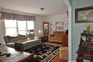 9 Stokes Rd, Yonkers, NY 10710 - Photo 2