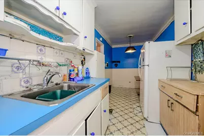 33-44 93rd Street #1-P, Jackson Heights, NY 11372 - Photo 8