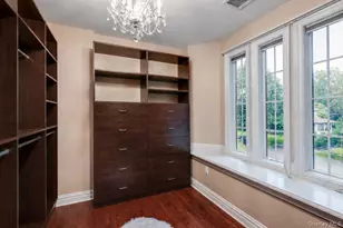 11 School St, East Williston, NY 11596 - Photo 16