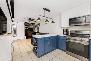 426 Calhoun Ave, Bronx, NY 10465 - Photo 12