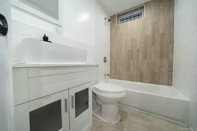7036 70th Street, Glendale, NY 11385 - Photo 38