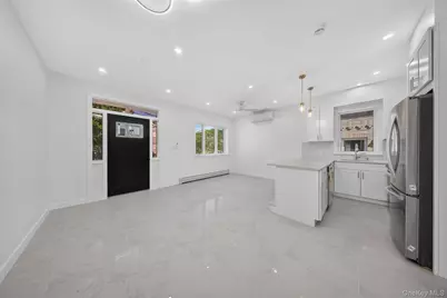 13-07 125th Street, College Point, NY 11356 - Photo 6