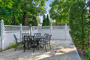 200 Lexington, Oyster Bay, NY 11771 - Photo 22