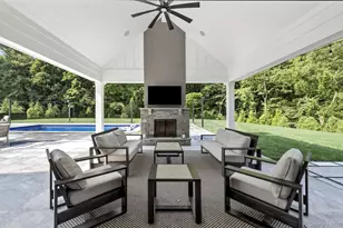 53 Stony Hollow Rd, Centerport, NY 11721 - Photo 22