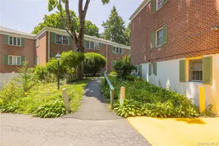 590 Bedford Rd, Pleasantville, NY 10570 - Photo 26