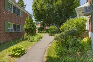 590 Bedford Rd, Pleasantville, NY 10570 - Photo 28
