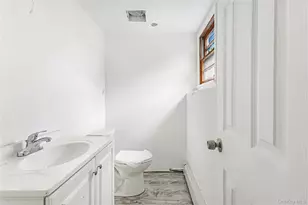 9 Catalpa Road N, Newburgh, NY 12550 - Photo 8