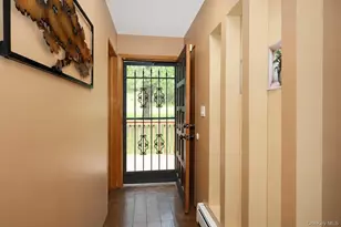 28 Sunrise Terrace, Bloomingburg, NY 12721 - Photo 4