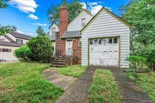 55 Andrews Ave, Roosevelt, NY 11575 - Photo 2