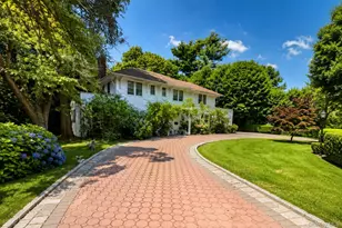 14 Clover Dr, Great Neck, NY 11021 - Photo 1