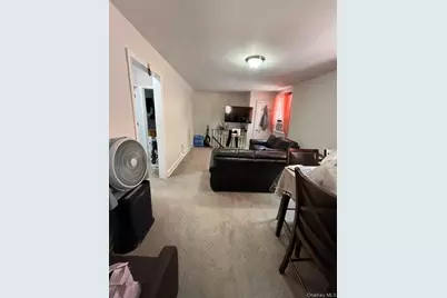 131-03 233 St Road #upper, Rosedale, NY 11422 - Photo 4