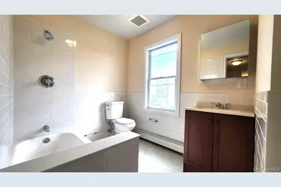 54 Herriot Street, Yonkers, NY 10701 - Photo 28