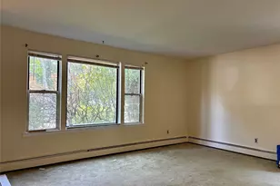 17 Alex Ln, Glen Cove, NY 11542 - Photo 12