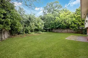 6 Village Dr, Jericho, NY 11753 - Photo 26