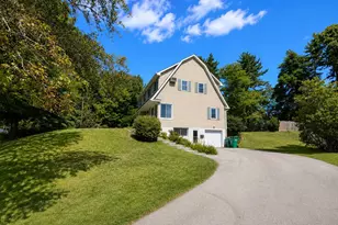 3 Ireland Dr, Poughkeepsie, NY 12603 - Photo 2