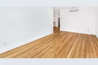 2803 Gunther Avenue, Bronx, NY 10469 - Photo 12