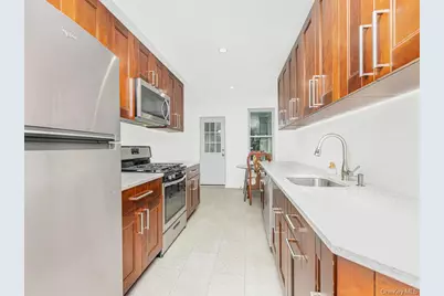 2803 Gunther Avenue, Bronx, NY 10469 - Photo 6