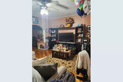 11315 205th Street, Saint Albans, NY 11412 - Photo 2