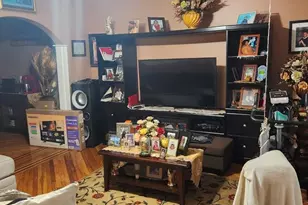 113-15 205th St, Saint Albans, NY 11412 - Photo 2