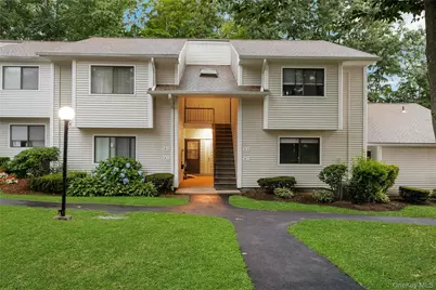 90 Molly Pitcher Lane #F, Yorktown Heights, NY 10598 - Photo 1