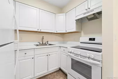 1000 9th Street #L97, Greenport, NY 11944 - Photo 8