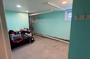 60-69 80th Ave, Glendale, NY 11385 - Photo 10