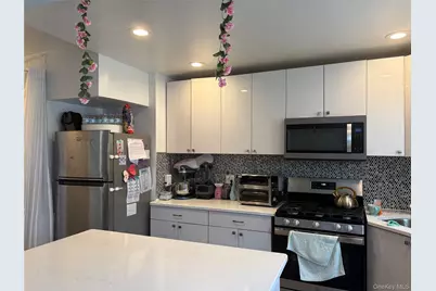 6069 80th Avenue, Glendale, NY 11385 - Photo 32