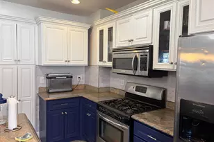 60-69 80th Ave, Glendale, NY 11385 - Photo 6