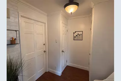 6069 80th Avenue, Glendale, NY 11385 - Photo 4