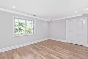 5 Hemingway Dr, Dix Hills, NY 11746 - Photo 16