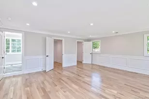 5 Hemingway Dr, Dix Hills, NY 11746 - Photo 14