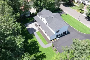 5 Hemingway Dr, Dix Hills, NY 11746 - Photo 26