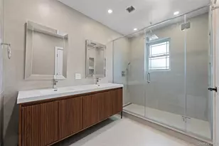 172-12 65th Ave, Fresh Meadows, NY 11365 - Photo 20