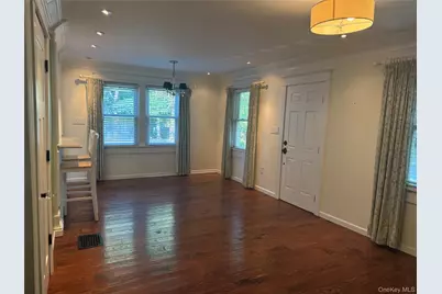 24 8th Avenue, Sea Cliff, NY 11579 - Photo 8