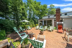 14 Birchfield Ct, Coram, NY 11727 - Photo 8