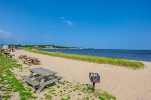 126 Holiday Blvd, Center Moriches, NY 11934 - Photo 36