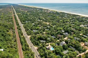11 Devon Rd, Amagansett, NY 11930 - Photo 32